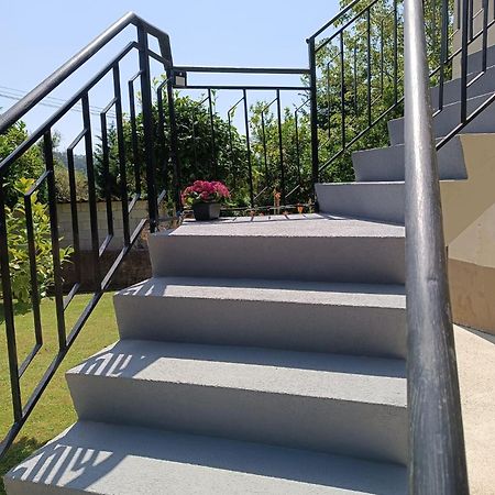 Casa En San Pantaleon Apartman Paderne Kültér fotó
